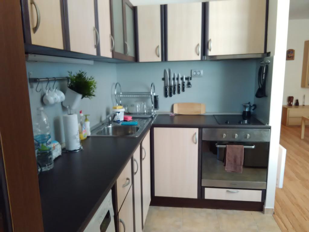 Geri Apartment Μπουργκάς Εξωτερικό φωτογραφία